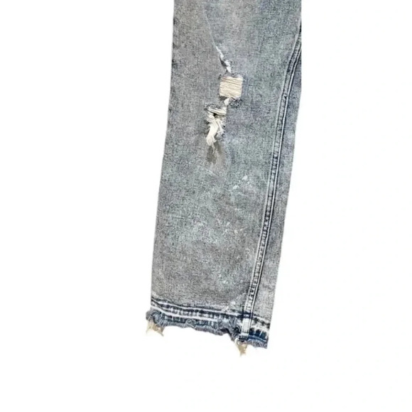 Abercrombie & Fitch Distressed Ultra High Rise Ankle Straight Raw Hem Jean 4S - Picture 4 of 4
